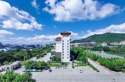 山東工商學(xué)院校園遠景
