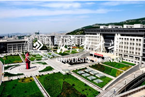 濟南大學(xué)校園